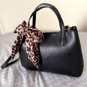 Black purse w/tag & small bag